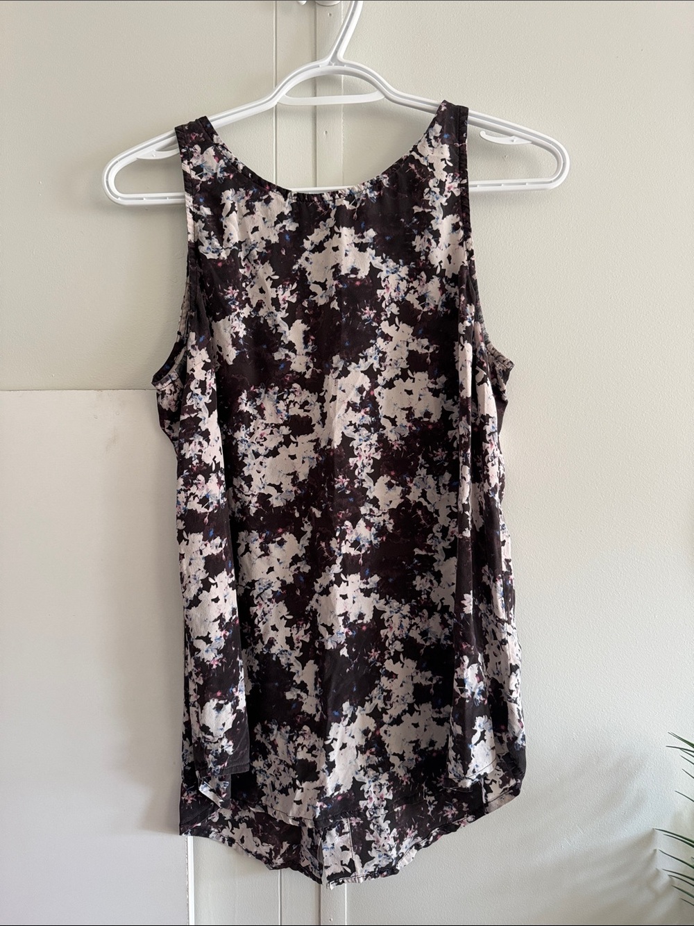 CYNTHIA ROWLEY Floral Tank Top M 100% Silk